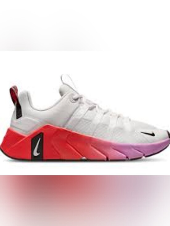 Nike Shoes - Nike Free Metcon 7Women's Training Shoes